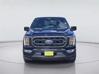 Ford F-150 2023 4x2 XL 4 puertas SuperCrew 5.5 pies caja corta