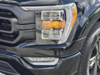 Ford F-150 2023 4x2 XL 4 puertas SuperCrew 5.5 pies caja corta