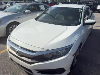 Honda Civic 2017 LX sedán de 4 puertas CVT
