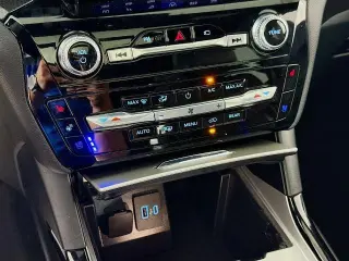 Ford Explorer 2023 AWD ST SUV de 4 puertas