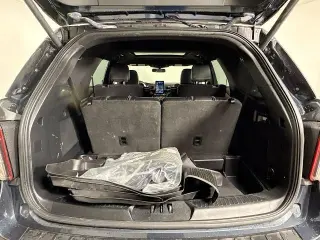 Ford Explorer 2023 AWD ST SUV de 4 puertas