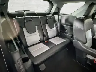 Ford Explorer 2023 AWD XLT SUV de 4 puertas