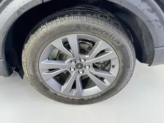 Ford Explorer 2023 AWD XLT SUV de 4 puertas
