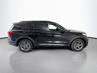 Ford Explorer 2023 AWD XLT SUV de 4 puertas