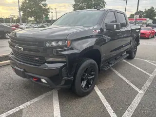Chevrolet Silverado 1500 2021 4x4 LT Trail Boss 4p. Cabina de Tripulação 5.8 pies ST