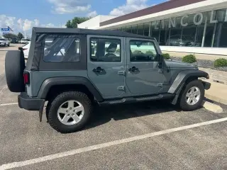 Jeep Wrangler Unlimited 2015 4x4 Sport SUV de 4 puertas