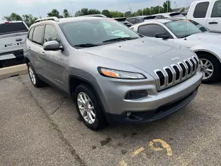 Jeep Cherokee 2015 Latitude SUV de 4 puertas