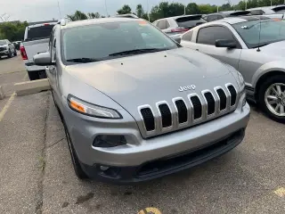 Jeep Cherokee 2015 Latitude SUV de 4 puertas