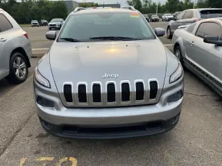 Jeep Cherokee 2015 Latitude SUV de 4 puertas