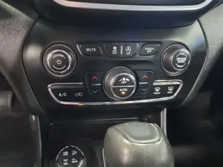 Jeep Cherokee 2019 4x4 Trailhawk SUV de 4 puertas