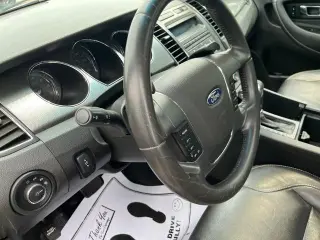 Ford Taurus 2011 SEL sedán de 4 puertas