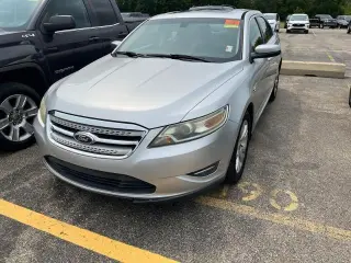 Ford Taurus 2011 SEL sedán de 4 puertas