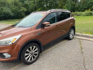 Ford Escape 2017 Titanium SUV 4 puertas