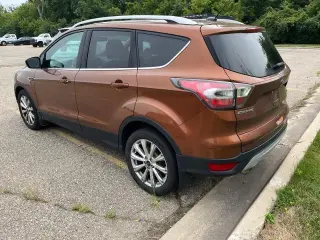 Ford Escape 2017 Titanium SUV 4 puertas