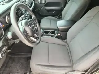Jeep Wrangler Unlimited 2021 4x4 Sport SUV de 4 puertas