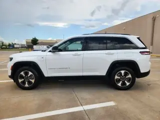 Jeep Grand Cherokee 2024 4x4 4xe SUV de 4 puertas