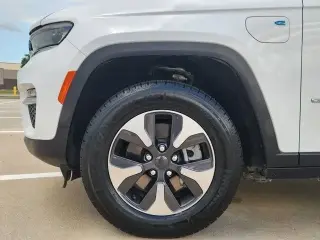 Jeep Grand Cherokee 2024 4x4 4xe SUV de 4 puertas