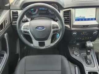 Ford Ranger 2023 4x4 XLT 4 puertas SuperCab batea de 6.1 pies