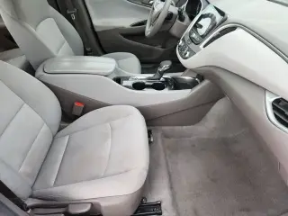 Chevrolet Malibu 2024 LT sedán 4p con 1LT