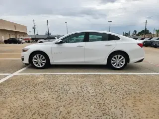 Chevrolet Malibu 2024 LT sedán 4p con 1LT