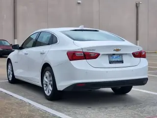 Chevrolet Malibu 2024 LT sedán 4p con 1LT