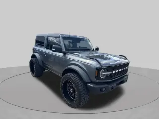 Ford Bronco 2023 4x4 Black Diamond Advanced SUV de 2 puertas