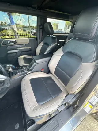 Ford Bronco 2023 4x4 Black Diamond Advanced SUV de 2 puertas