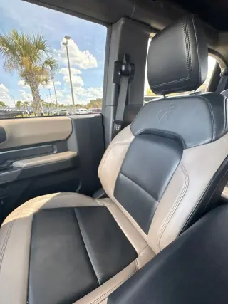 Ford Bronco 2023 4x4 Black Diamond Advanced SUV de 2 puertas