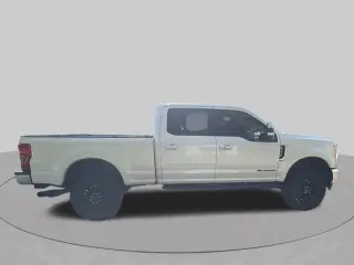 Ford F-250 Super Duty 2017 4x4 Lariat 4 puertas Cabina Crew 6.8 pies SB Pickup