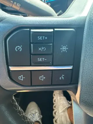 Ford F-150 2023 4x4 XLT 4p SuperCrew 5.5 pies SB