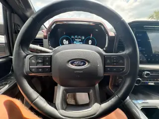 Ford F-150 2023 4x4 Lariat 4dr SuperCrew 5.5 ft. SB