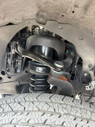 Ford F-150 2023 4x4 Lariat 4dr SuperCrew 5.5 ft. SB