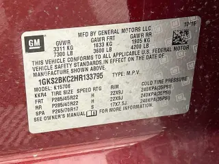GMC Yukon 2017 4x4 SLT 4p SUV