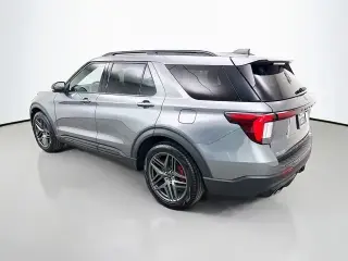 Ford Explorer 2025 AWD ST SUV de 4 puertas