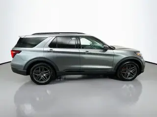 Ford Explorer 2025 AWD ST SUV de 4 puertas