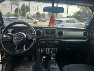 Jeep Wrangler Unlimited 2020 4x4 Willys Sport SUV de 4 puertas