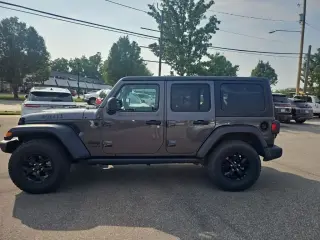 Jeep Wrangler Unlimited 2020 4x4 Willys Sport SUV de 4 puertas