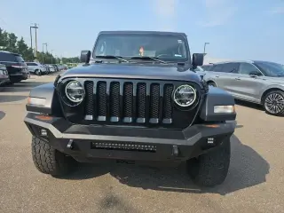 Jeep Wrangler Unlimited 2020 4x4 Willys Sport SUV de 4 puertas