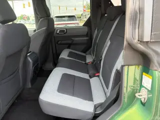 Ford Bronco 2023 4x4 Outer Banks SUV de 4 puertas