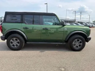Ford Bronco 2023 4x4 Outer Banks SUV de 4 puertas