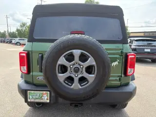 Ford Bronco 2023 4x4 Outer Banks SUV de 4 puertas