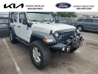 Jeep Wrangler Unlimited 2018 4x4 Sport SUV de 4 puertas (lanzamiento de mitad de año)