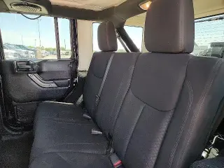 Jeep Wrangler Unlimited 2013 4x4 Sport SUV de 4 puertas