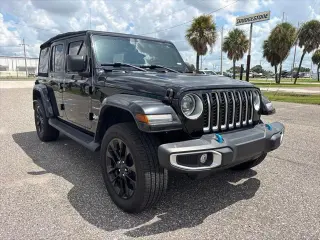 Jeep Wrangler 2023 4x4 Sahara 4xe SUV de 4 puertas