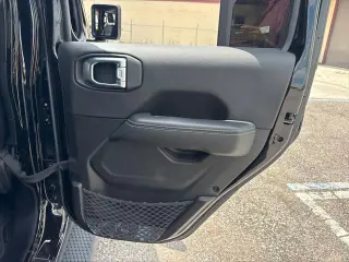Jeep Wrangler 2023 4x4 Sahara 4xe SUV de 4 puertas