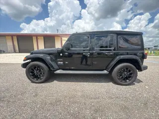 Jeep Wrangler 2023 4x4 Sahara 4xe SUV de 4 puertas
