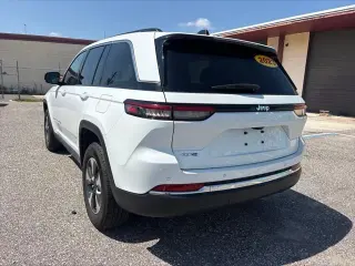 Jeep Grand Cherokee 2023 4x4 4xe SUV de 4 puertas