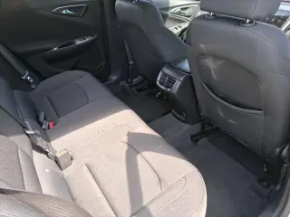 Chevrolet Malibu 2025 LT sedán de 4 puertas con 1LT