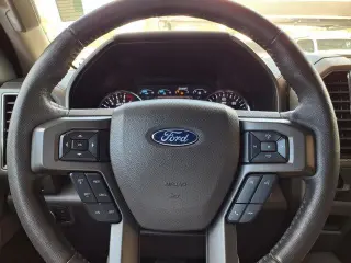 Ford Expedition 2020 4x2 XLT SUV de 4 puertas