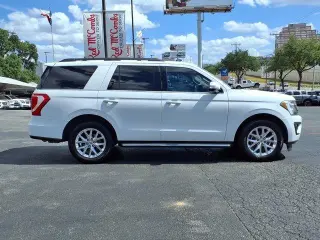 Ford Expedition 2020 4x2 XLT SUV de 4 puertas